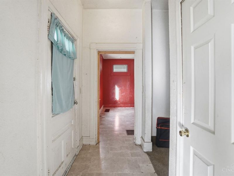 1104 Seton Avenue, Cincinnati, OH 45205 Photo 25