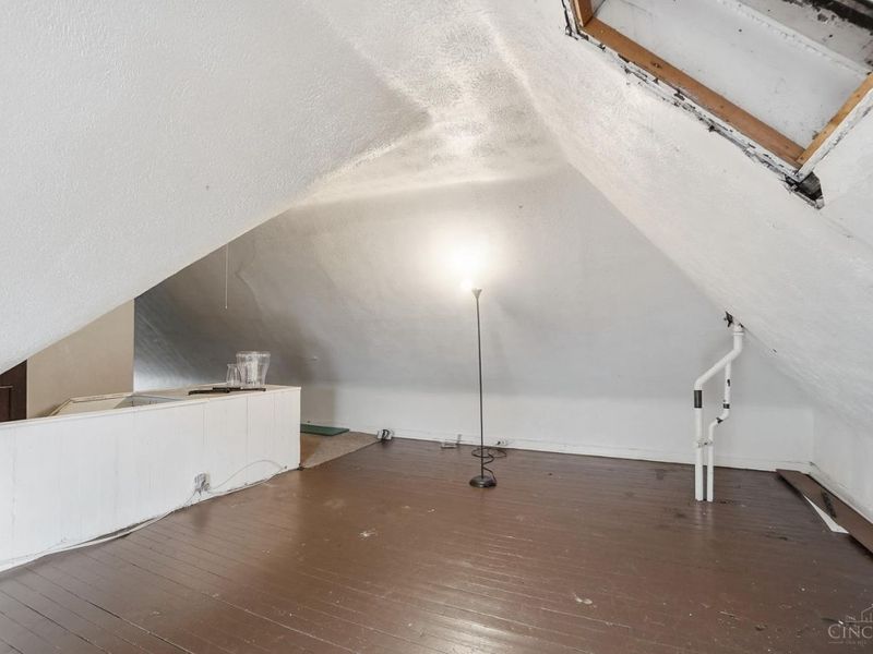 1104 Seton Avenue, Cincinnati, OH 45205 Photo 41