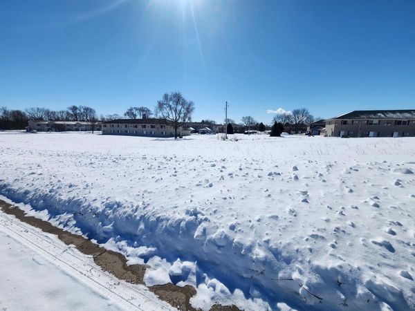 831 King Street, Janesville, WI 53546