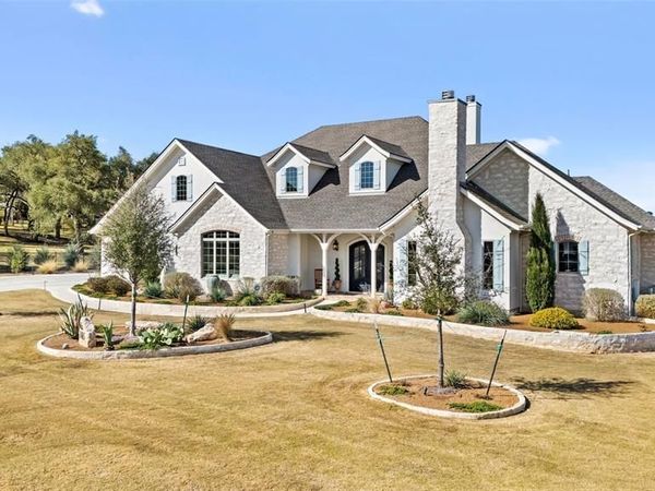 105 Deer Valley DR, Georgetown, TX 78628