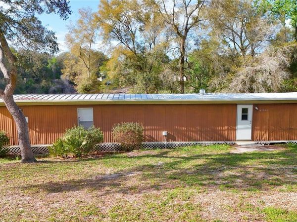 18225 SE 22ND PLACE , SILVER SPRINGS, FL 34488