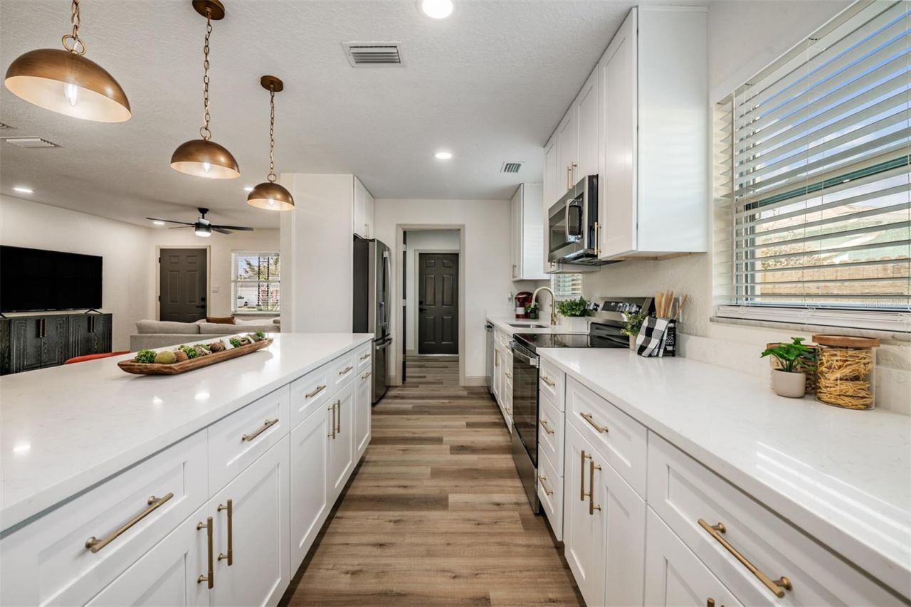 7619 33rd Avenue N, Saint Petersburg, FL 33710 Photo