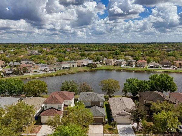 7951 CARRIAGE POINTE DRIVE , GIBSONTON, FL 33534