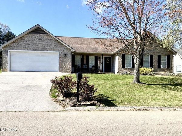 808 Whitesburg Drive, Knoxville, TN 37918