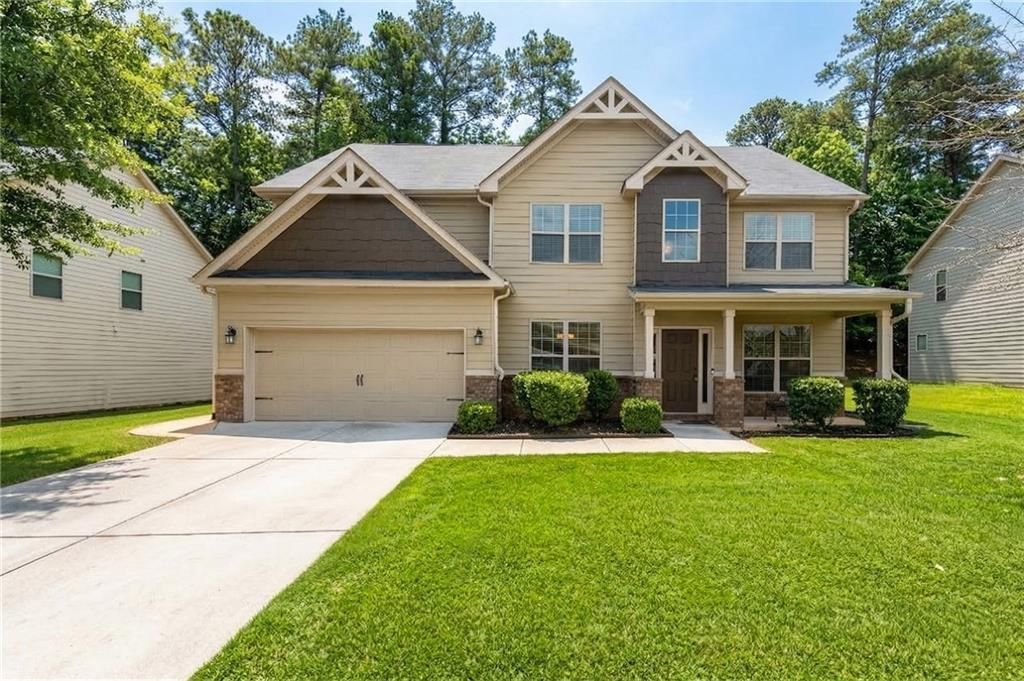 2559 Park Estates Drive, Snellville, GA 30078 Main Photo