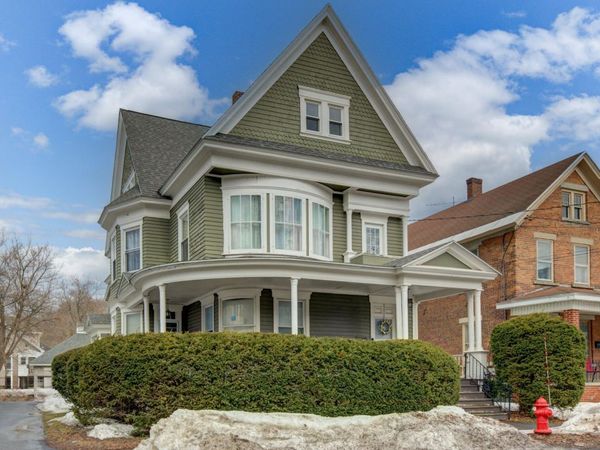 17 2nd Avenue, Gloversville, NY 12078