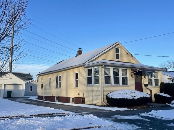 26 Whitin Ave, Chicopee, MA 01013