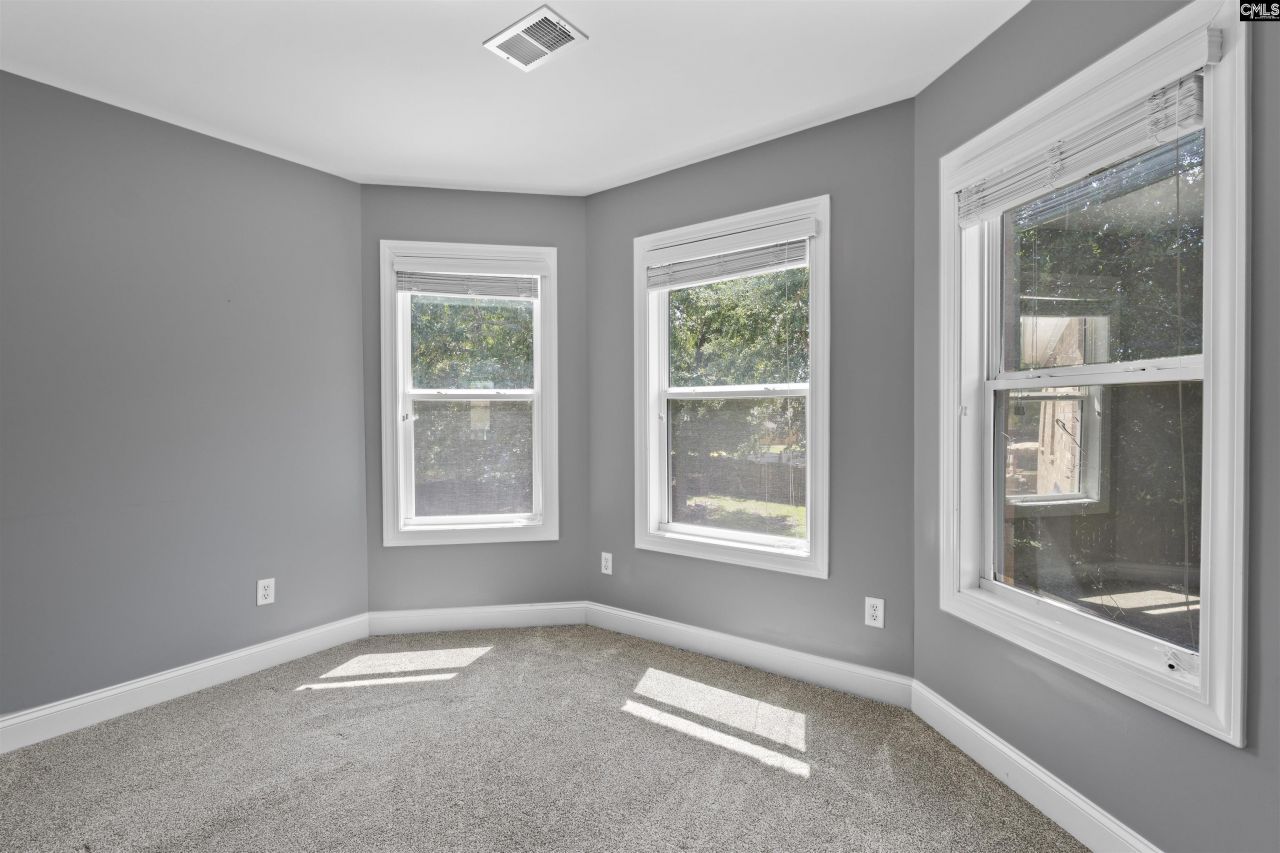 557 Briar Jump Lane Photo 22