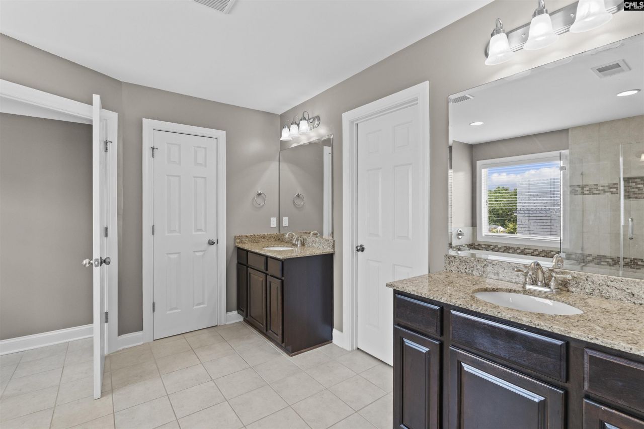 557 Briar Jump Lane Photo 24