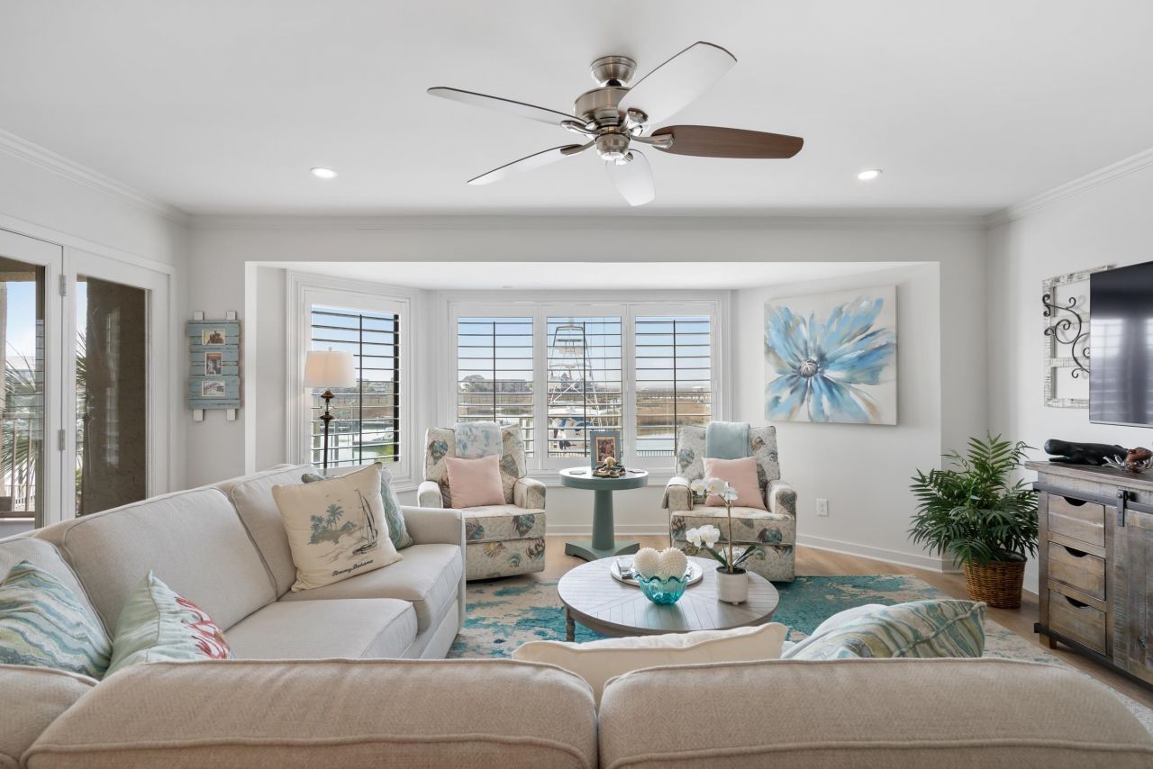 1398 Basin Dr. Photo 11