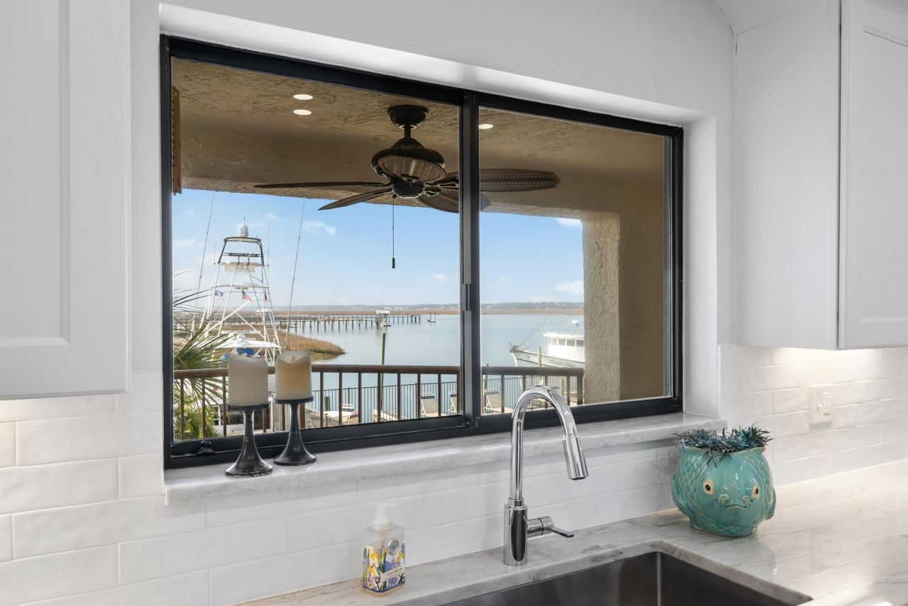 1398 Basin Dr. Photo 19