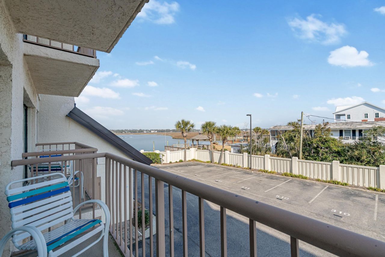 1398 Basin Dr. Photo 32