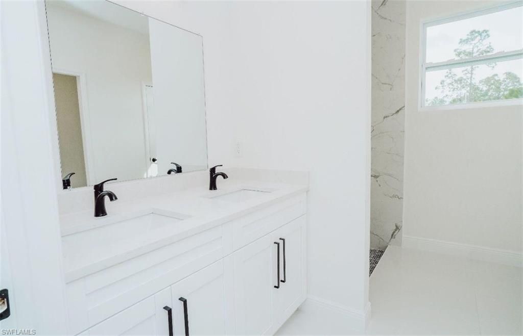 187 Victoria Ave S, Lehigh Acres, FL 33974 Photo