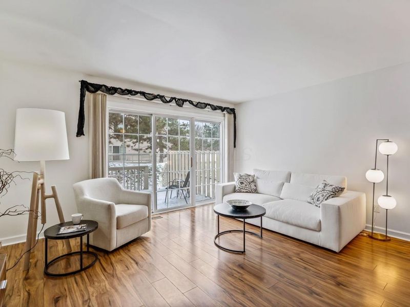 5354 Coral Berry Drive, Unit 79C, Columbus, OH 43235 Photo 2