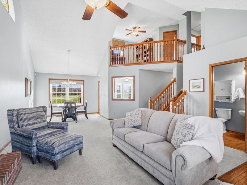 8240 Worthington Crossing Drive, Westerville, OH 43081 Photo 10