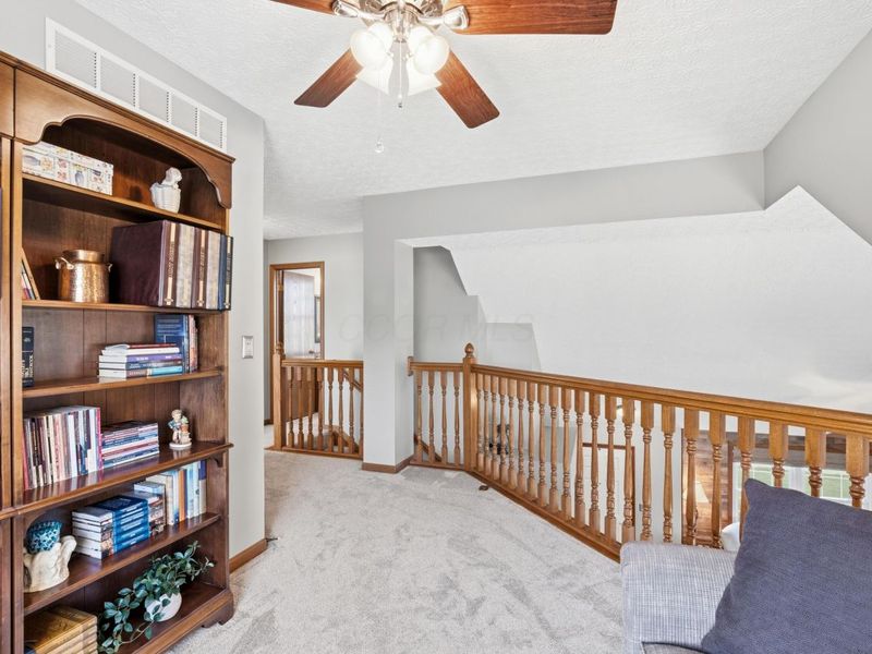 8240 Worthington Crossing Drive, Westerville, OH 43081 Photo 19