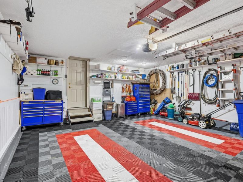 8240 Worthington Crossing Drive, Westerville, OH 43081 Photo 41