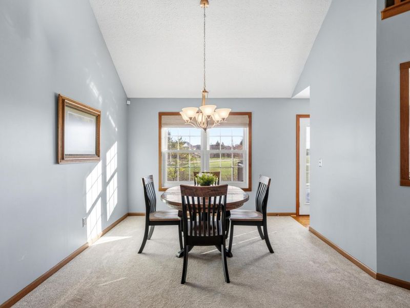 8240 Worthington Crossing Drive, Westerville, OH 43081 Photo 5