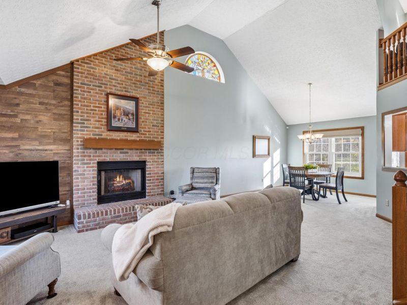 8240 Worthington Crossing Drive, Westerville, OH 43081 Photo 9