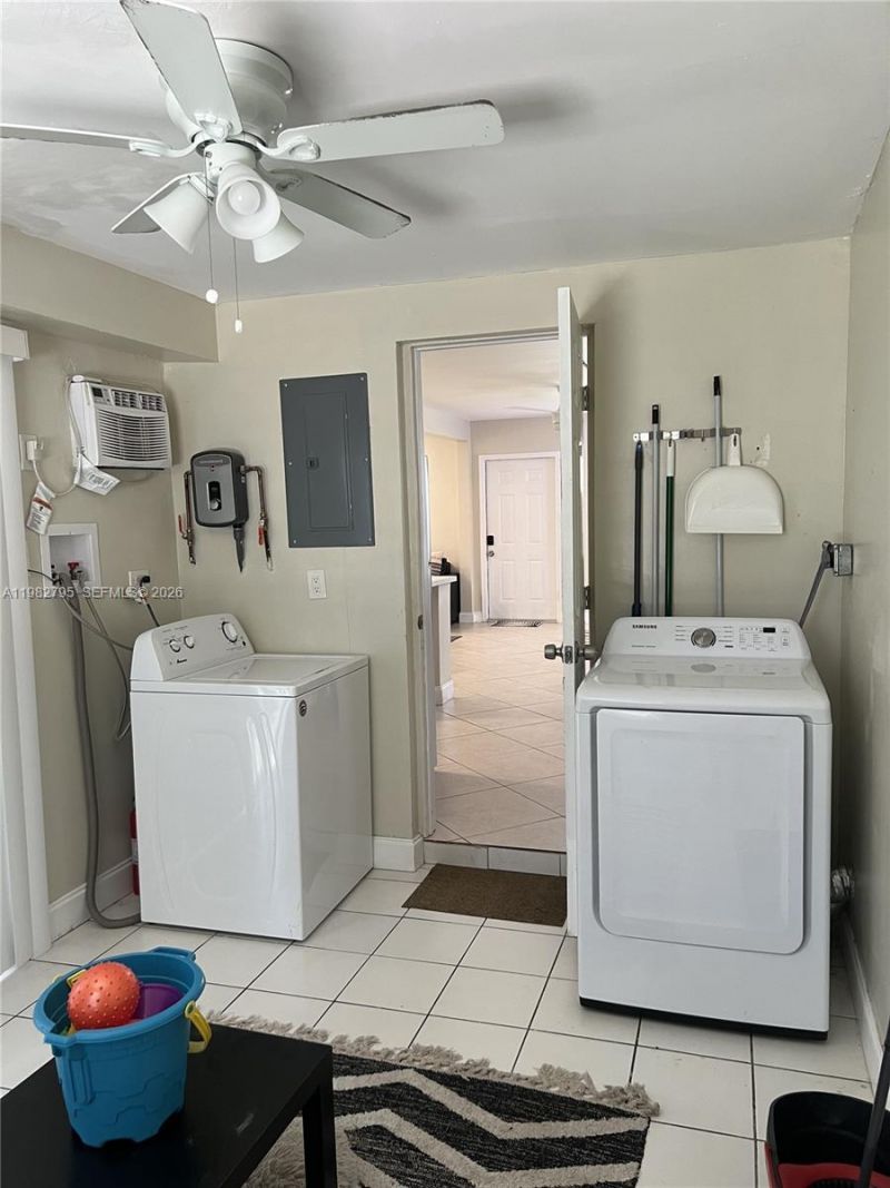 2415 Grant St , Hollywood, FL 33020 Photo