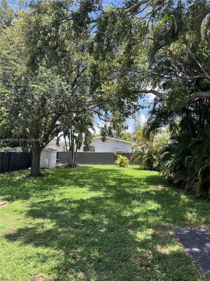 2415 Grant St , Hollywood, FL 33020 Photo