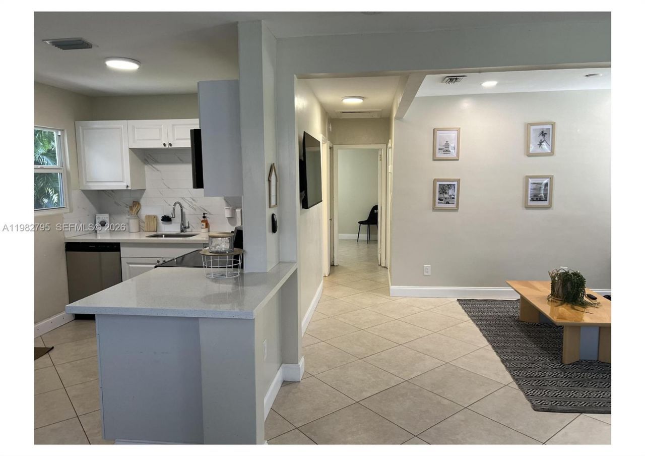 2415 Grant St , Hollywood, FL 33020 Photo