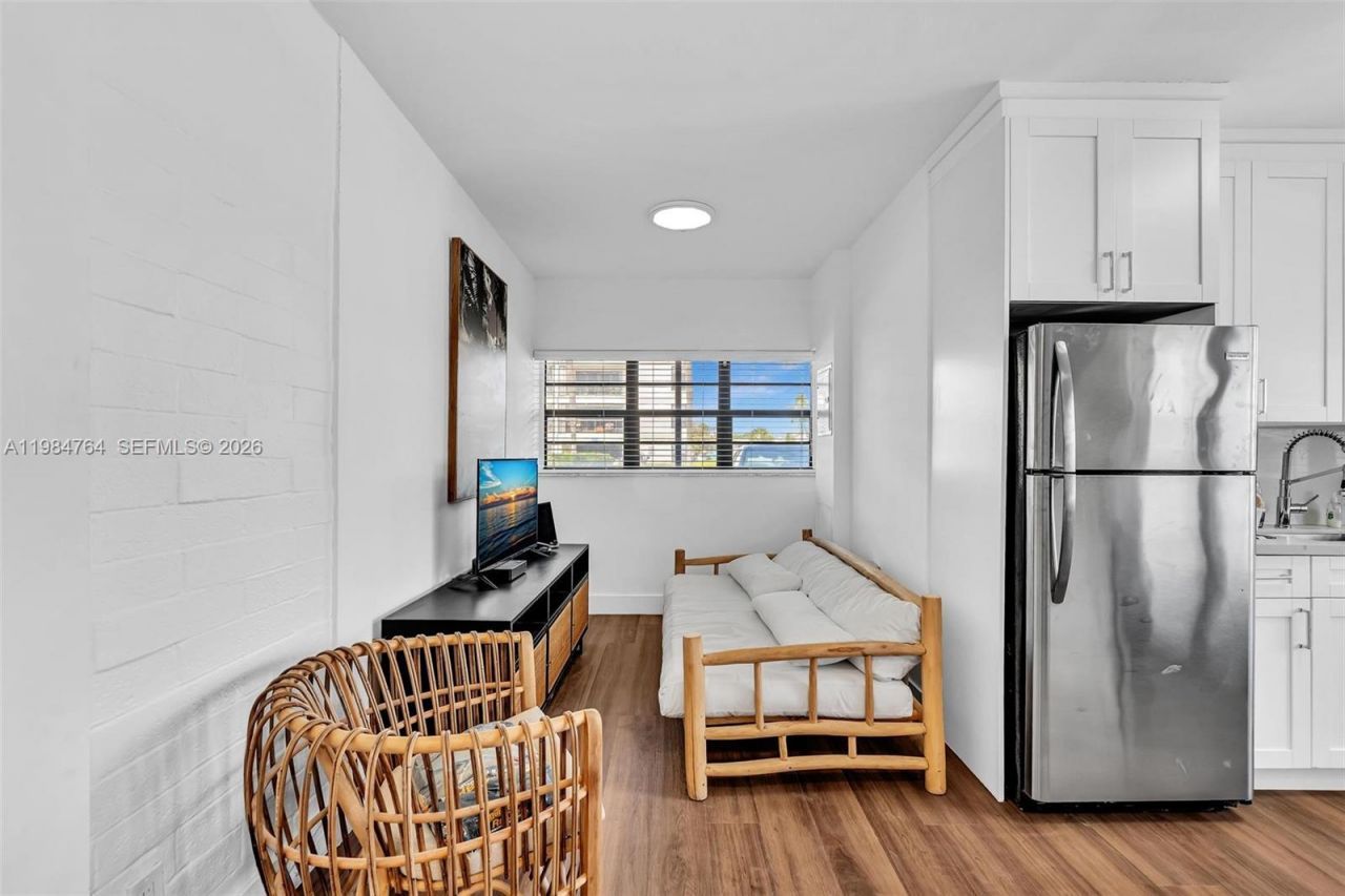 4144 El Mar Dr, Unit 1, Lauderdale by the Sea, FL 33308 Photo