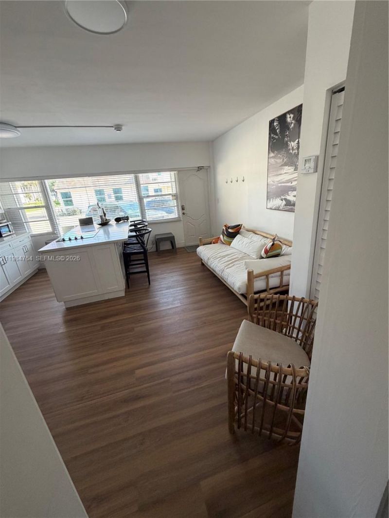 4144 El Mar Dr, Unit 1, Lauderdale by the Sea, FL 33308 Photo