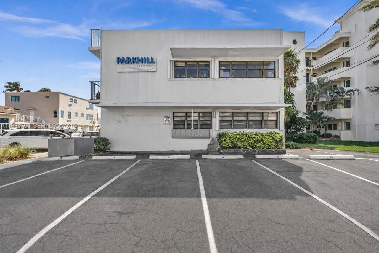 4144 El Mar Dr, Unit 1, Lauderdale by the Sea, FL 33308 Photo