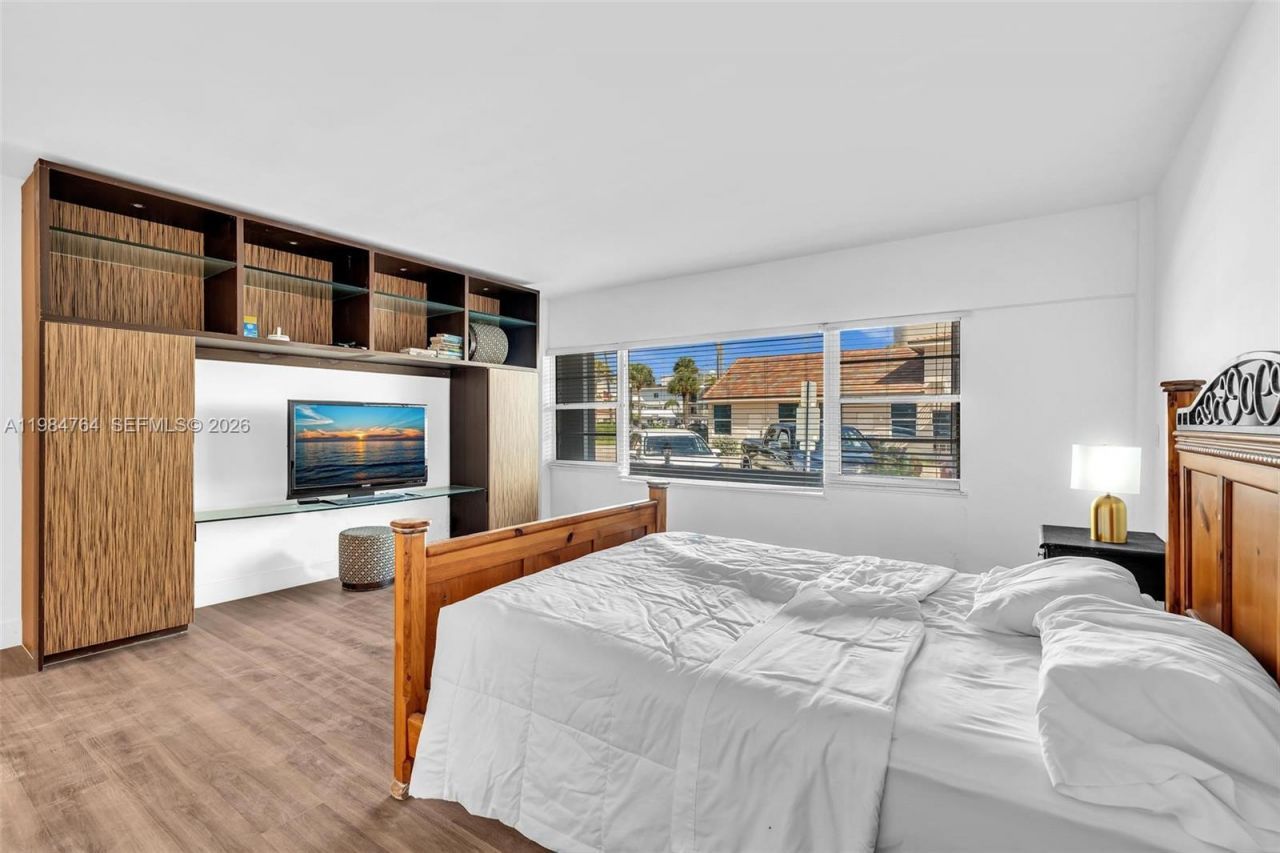 4144 El Mar Dr, Unit 1, Lauderdale by the Sea, FL 33308 Photo