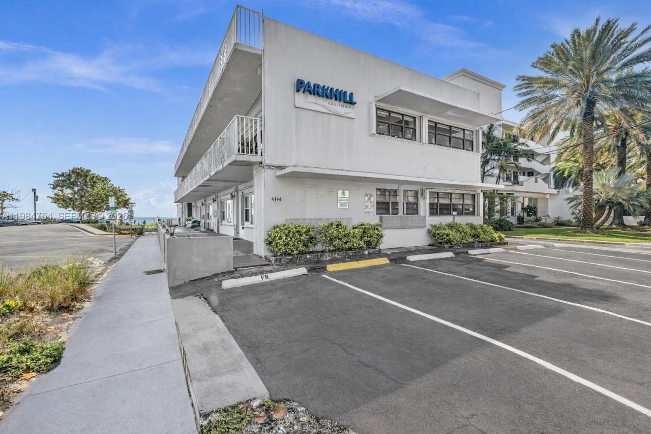 4144 El Mar Dr, Unit 1, Lauderdale by the Sea, FL 33308 Photo