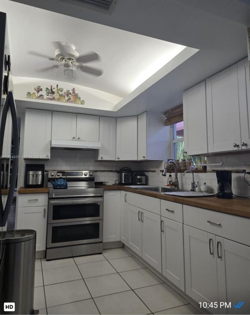 2321 N 57th Ave , Hollywood, FL 33021 Photo