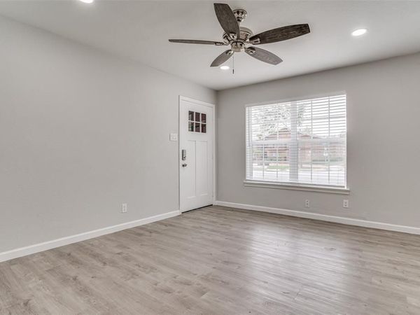 5444 Gaston Avenue, Unit 102, Dallas, TX 75214