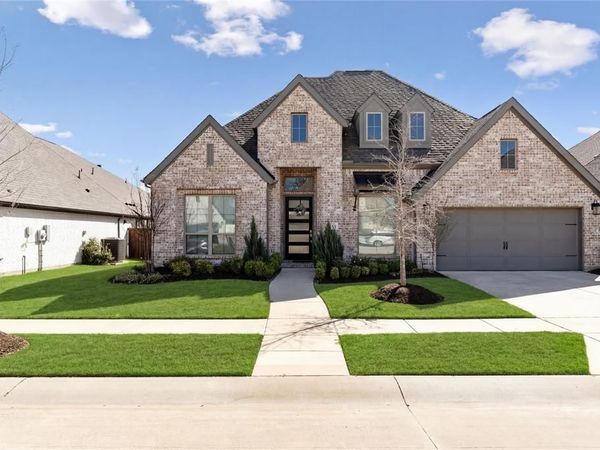 1713 Cannon Street, Van Alstyne, TX 75495