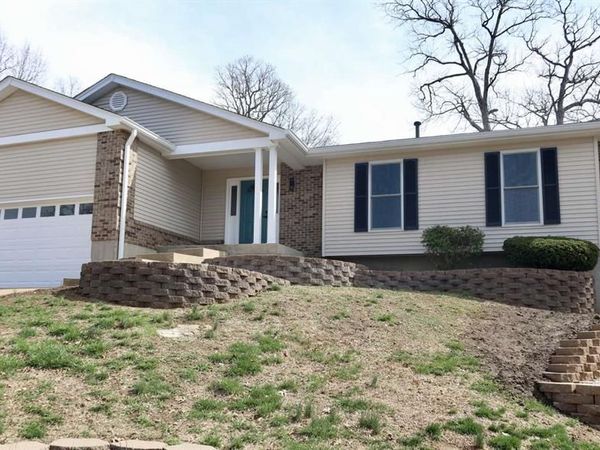 4428 Morning Dove Court , St Louis, MO 63128