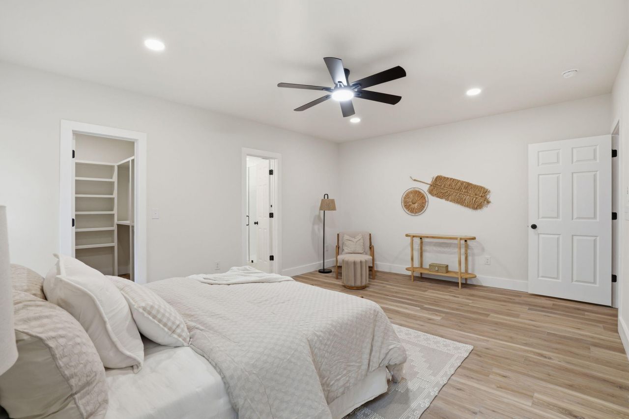 607 Lazy Hill Road Photo 12