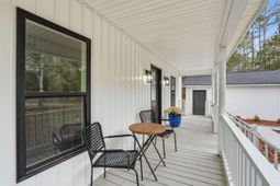 607 Lazy Hill Road photo 4