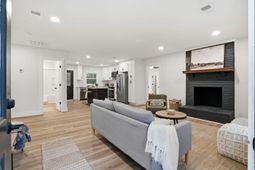 607 Lazy Hill Road photo 4