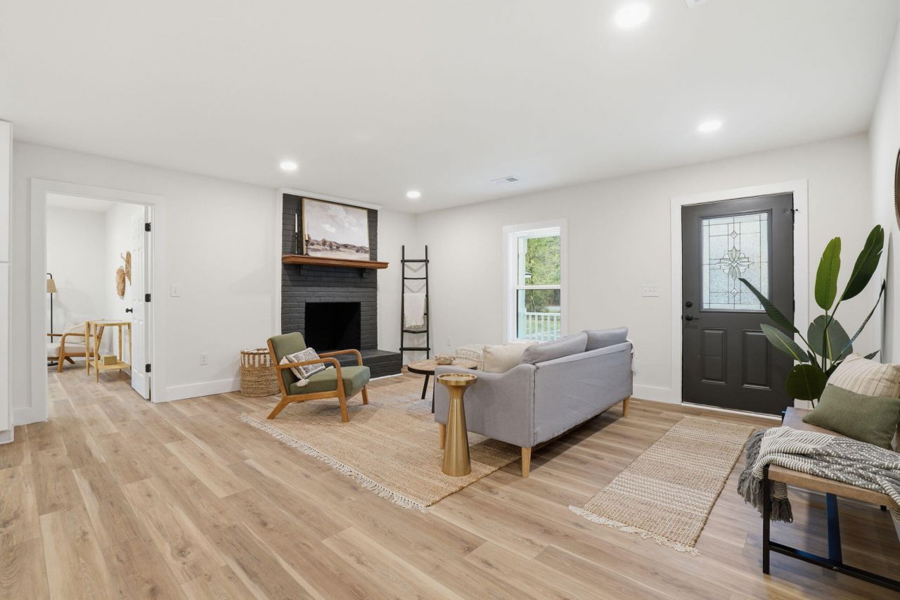 607 Lazy Hill Road Photo 7