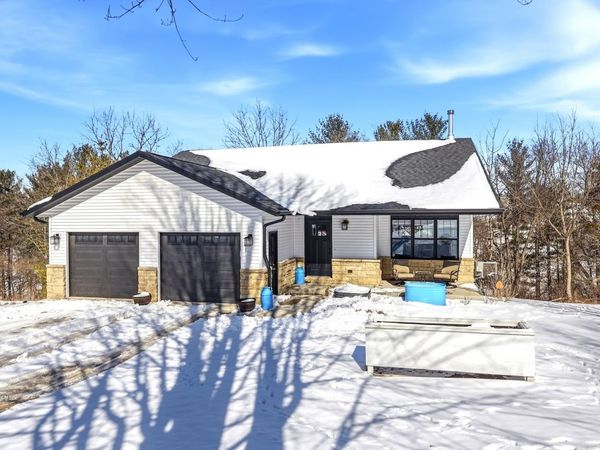 3A96 General Sherman Court , Apple River, IL 61001