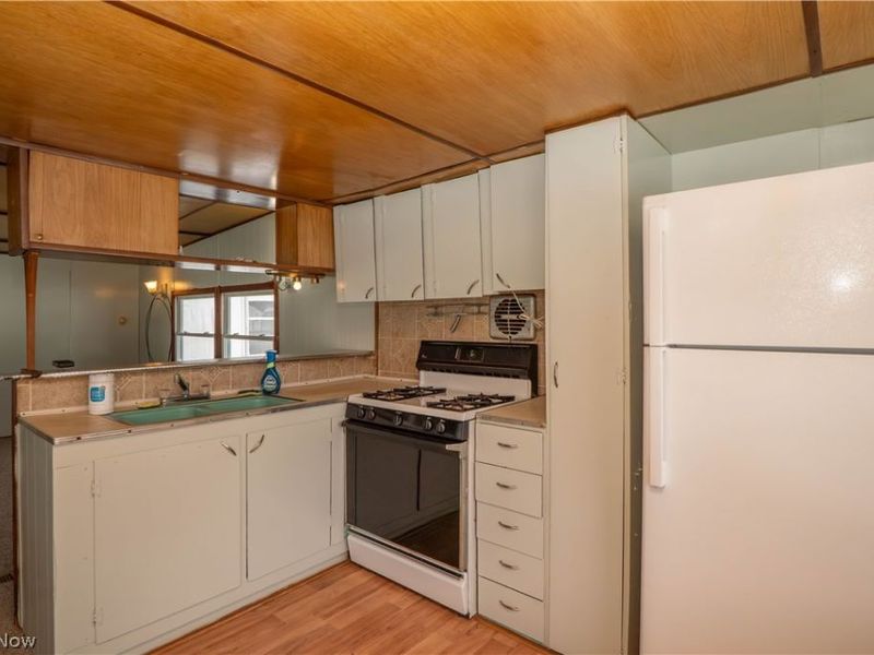 3001 Pepperhill Road, Akron, OH 44312 Photo 7