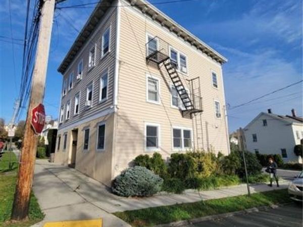 130 Locust Avenue , Unit 1, New Rochelle, NY 10805