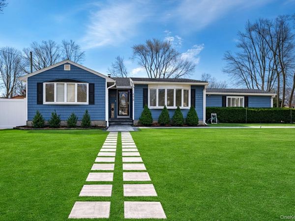 178 Spur Drive S, Bay Shore, NY 11706