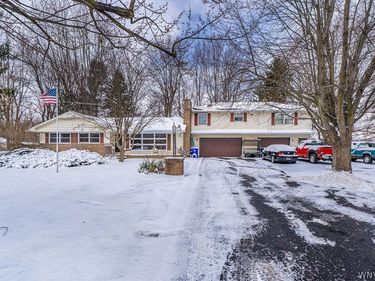 5808 Buell Street, Akron, NY 14001