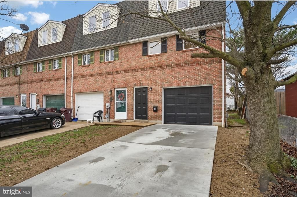 2 Eighth Avenue, Wilmington, DE 19805 Main Photo