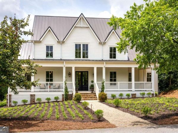 10504 Serenbe Lane, Chattahoochee Hills, GA 30268