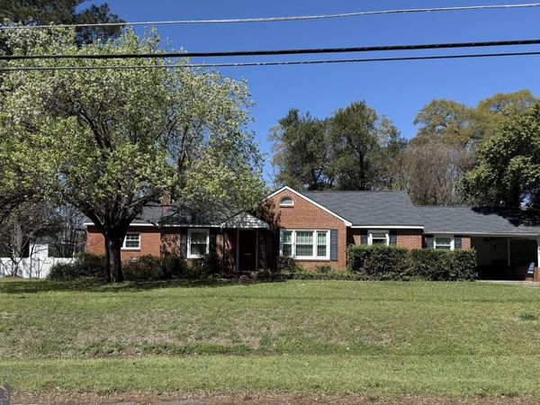 208 Vista Circle, Macon, GA 31204