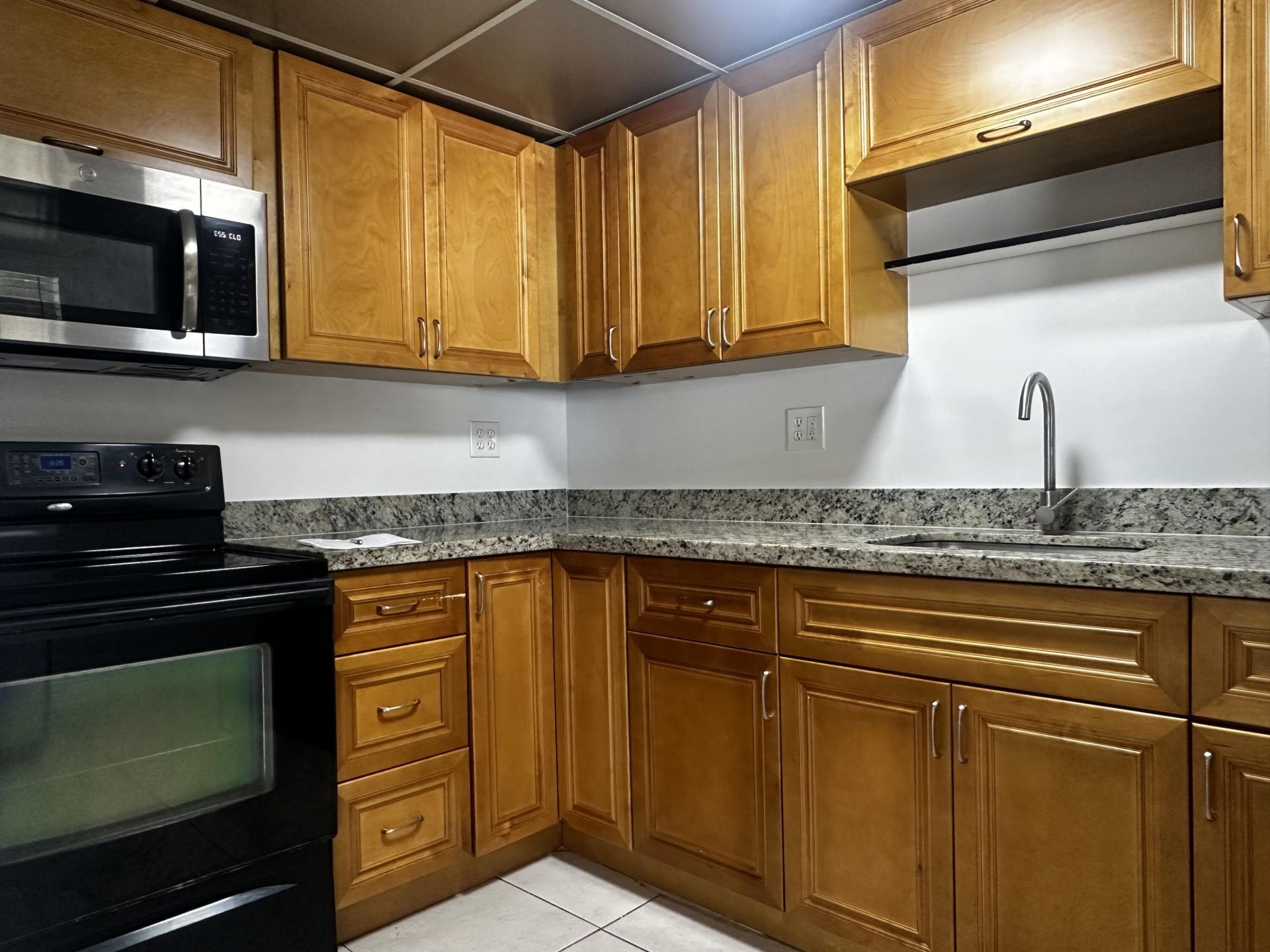 3874 N 7th Ave Avenue N, Unit 3878, Palm Springs, FL 33461 Photo