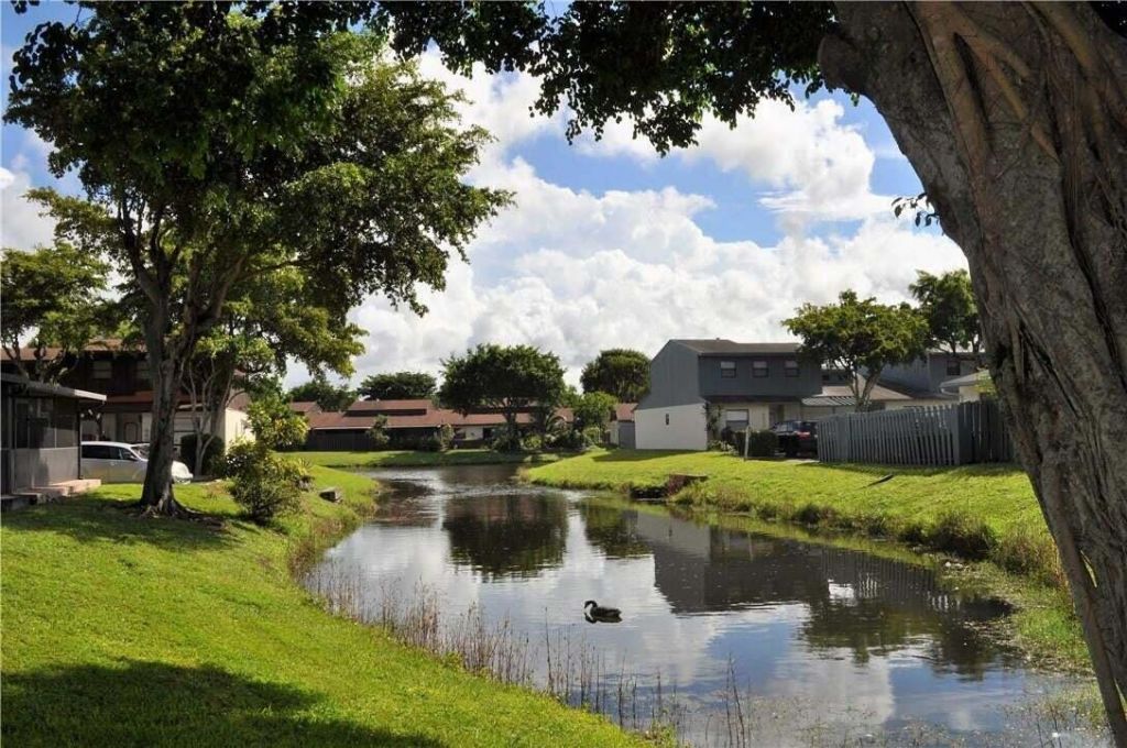 3816 SW 69th Way, Unit 2-q, Miramar, FL 33023 Photo