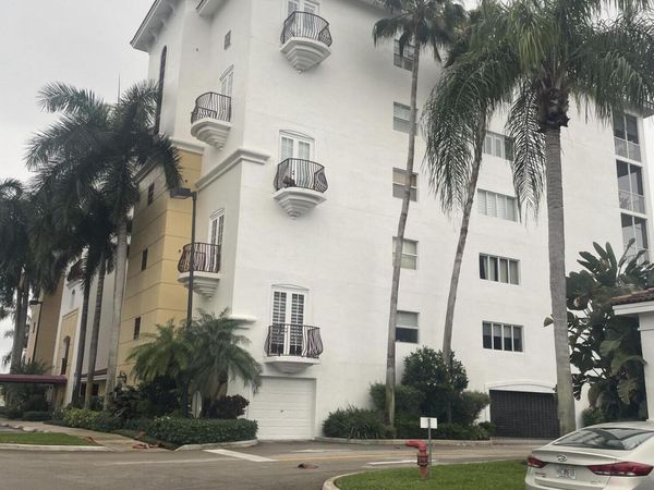 22715 Camino Del Mar, Boca Raton, FL 33433